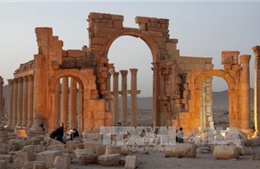 Sau khi bị Nga dội bom, IS tái chiếm thành phố Palmyra 